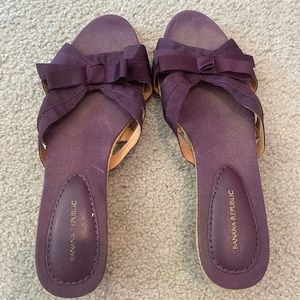 Banana Republic Purple Bow Sandals